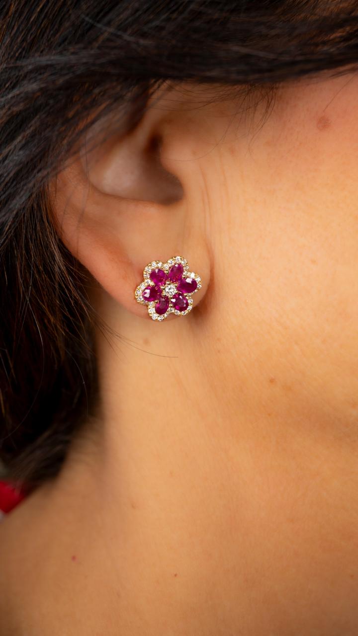 Aretes Flores de Rubíes