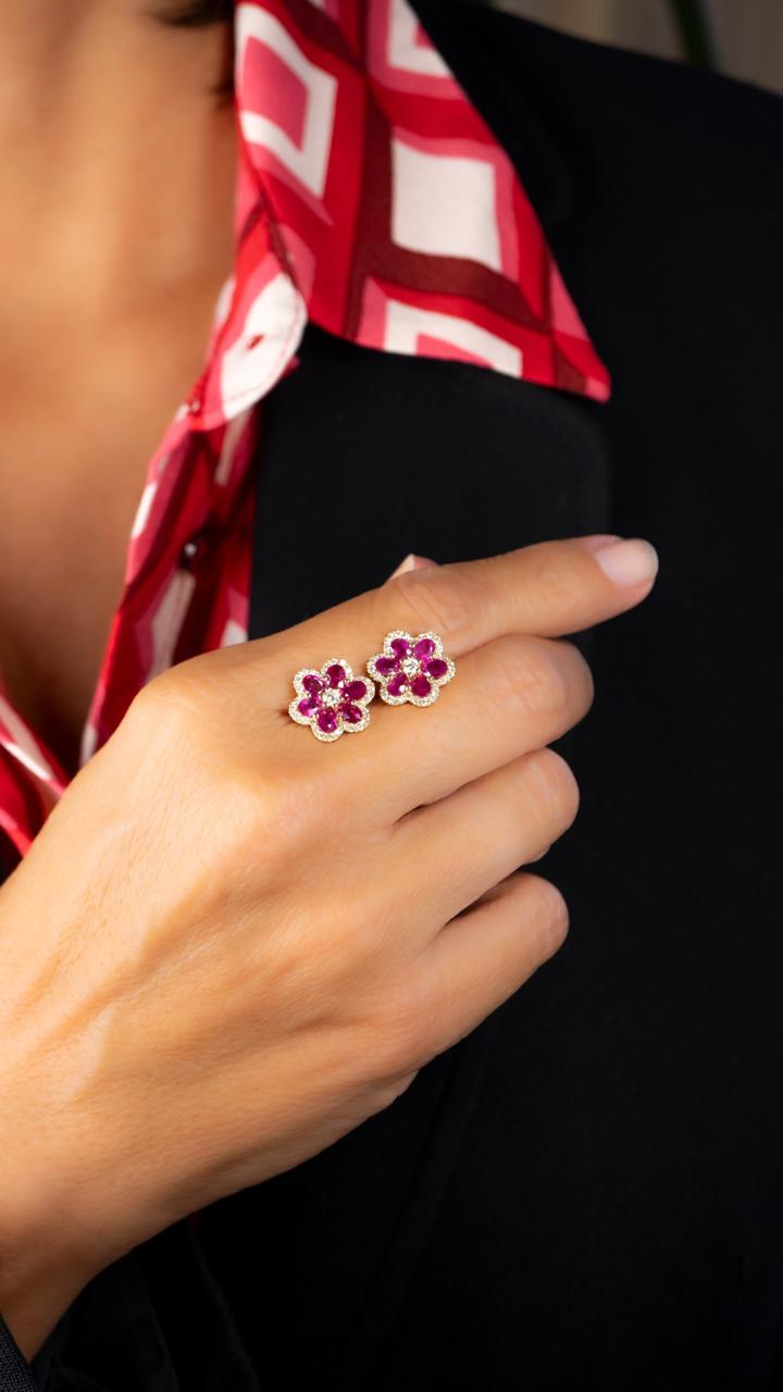 Aretes Flores de Rubíes