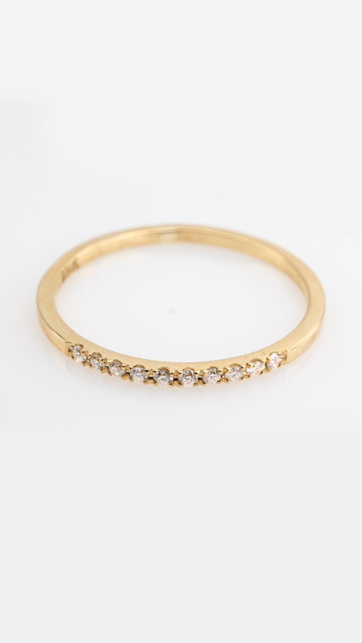 Cintillo Delgado con 10 Diamantes