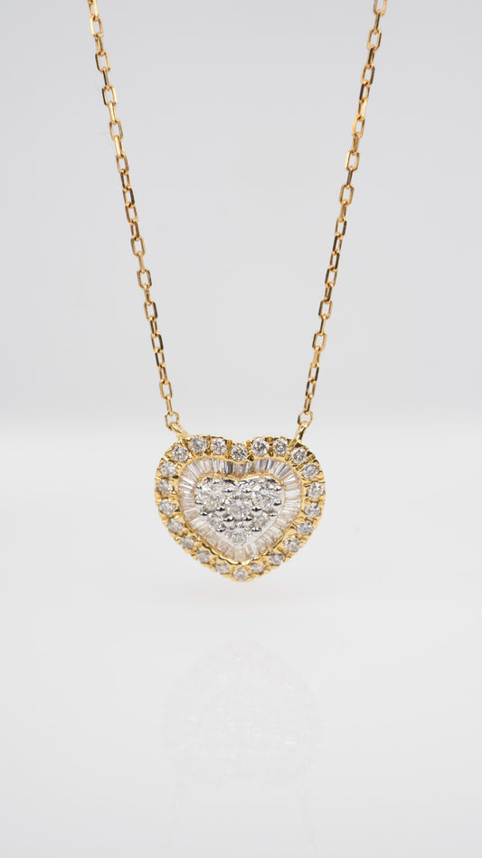 Collar Corazón de Diamantes Baguettes