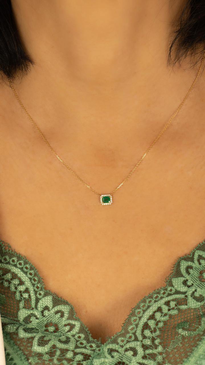 Collar Esmeralda con Diamantes